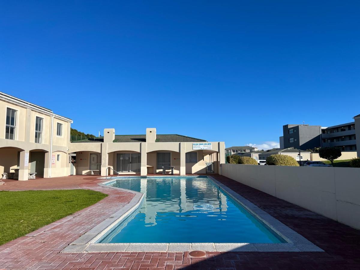 Apartment Big Bay Front Estate Cape Town
